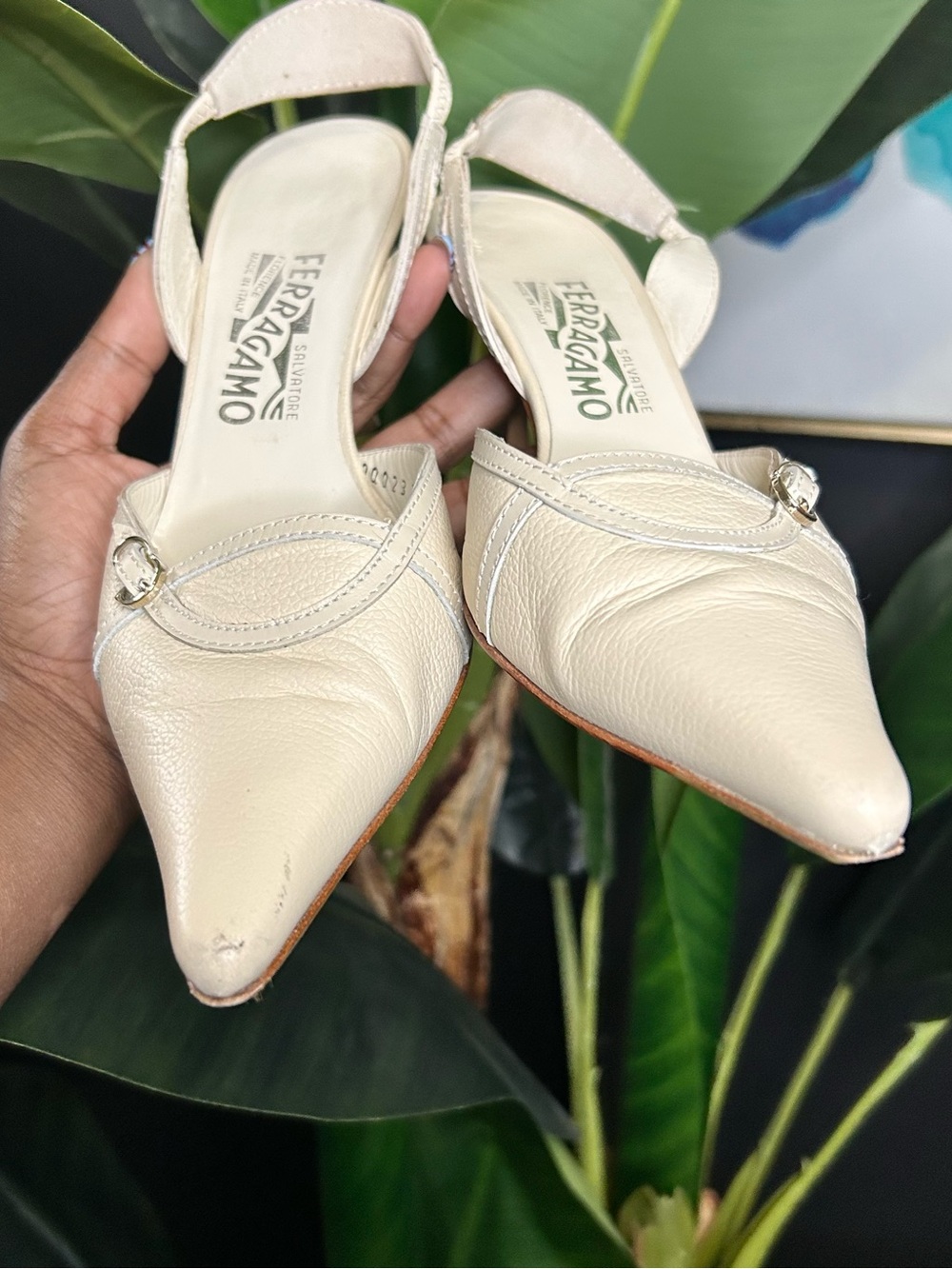Salvatore Ferragamo Vintage Ivory Leather Pointed Slingback Pumps with Buckle - Picture 3 of 5